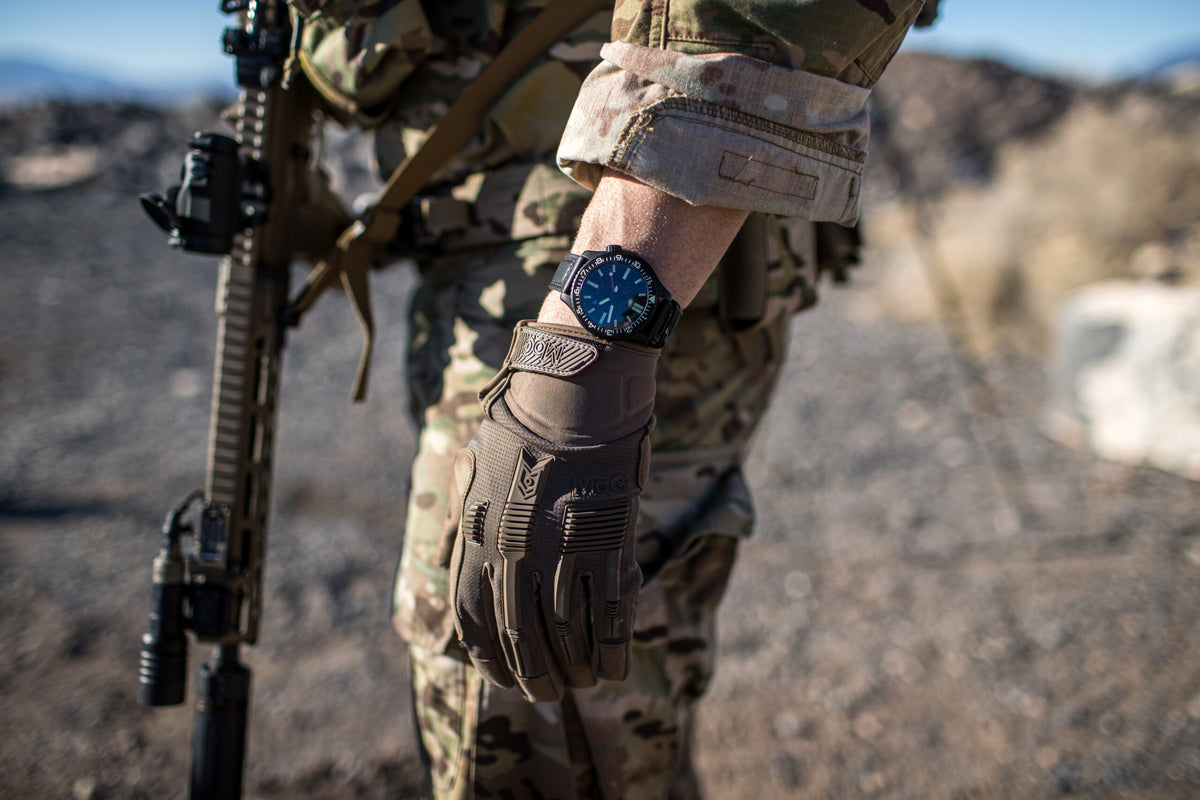 MOG Target High Abrasion ErgoShield - כפפות לחימה מלאות עם רפידות