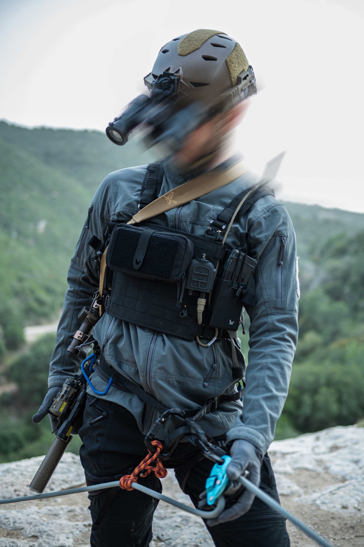 ALPHA CHEST RIG - ווסט חזיה