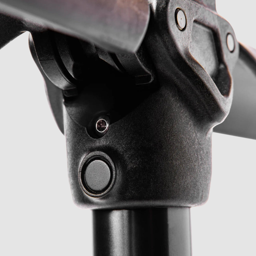 Night Heron Israel SWIFT Portable Gearstand for tactical gear, made of aluminum and reinforced polyamide. Black.